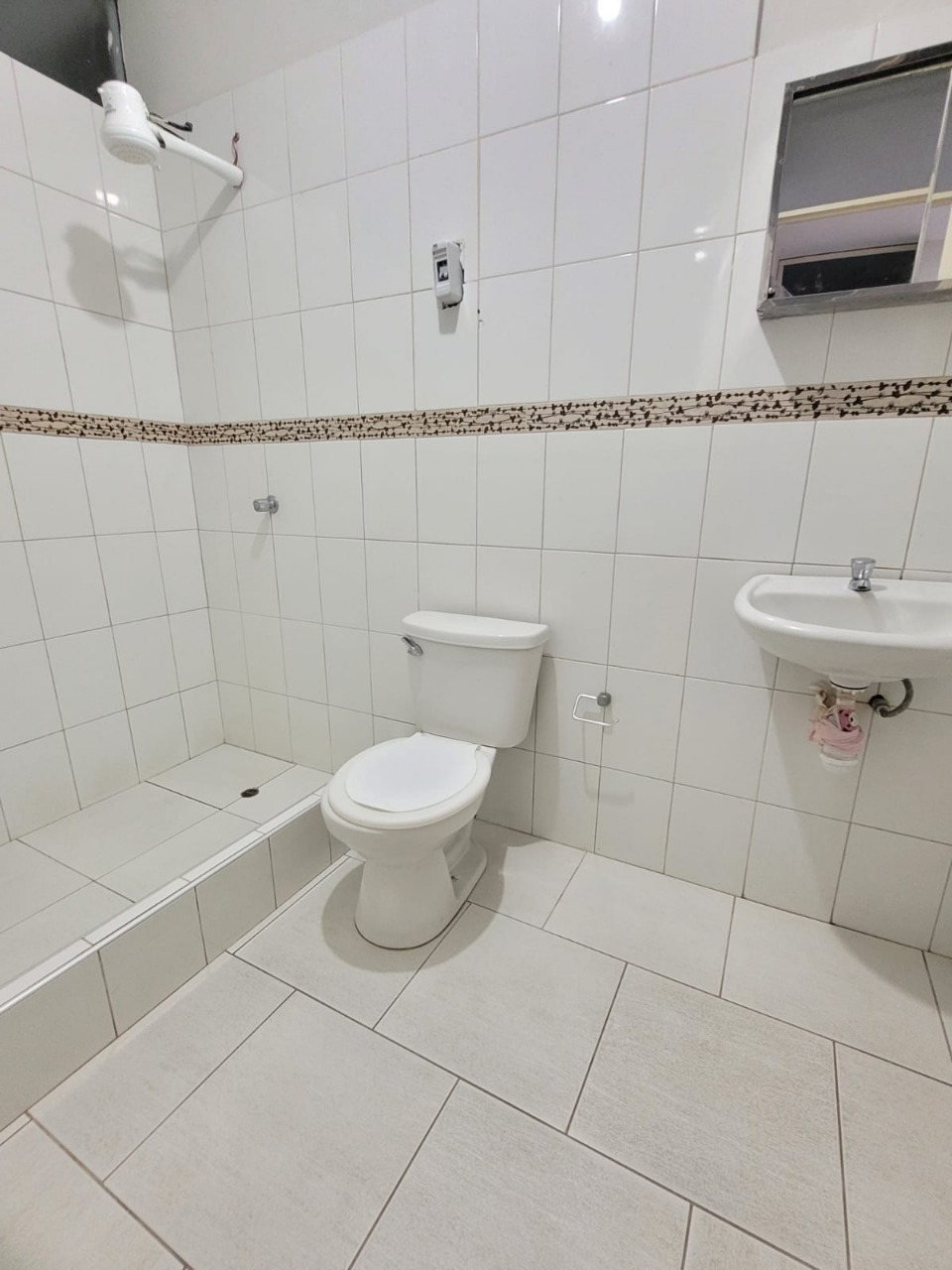 VENTA: DEPARTAMENTO URB FDCO. VILLARREAL - CHICLAYO - PISO 3