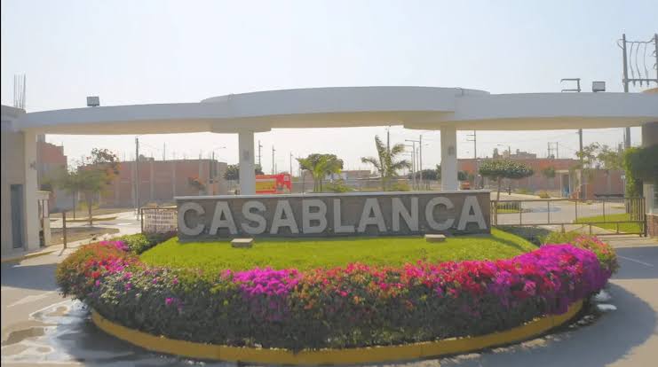 VENTA: LOTE 100.80 M2 URB CASA BLANCA