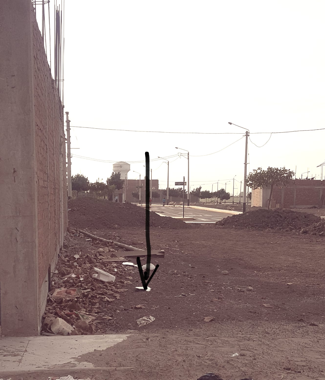 VENTA: LOTE 100.80 M2 URB CASA BLANCA