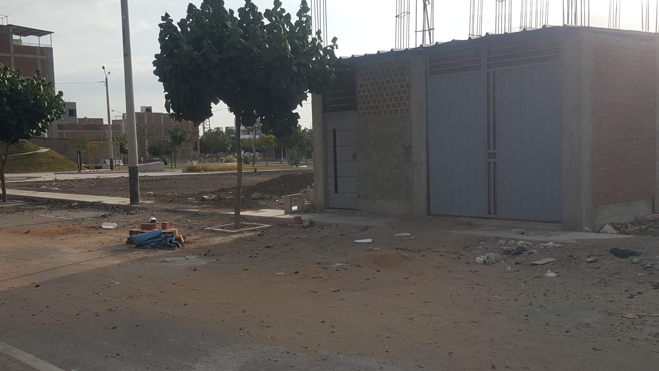 VENTA: LOTE 100.80 M2 URB CASA BLANCA