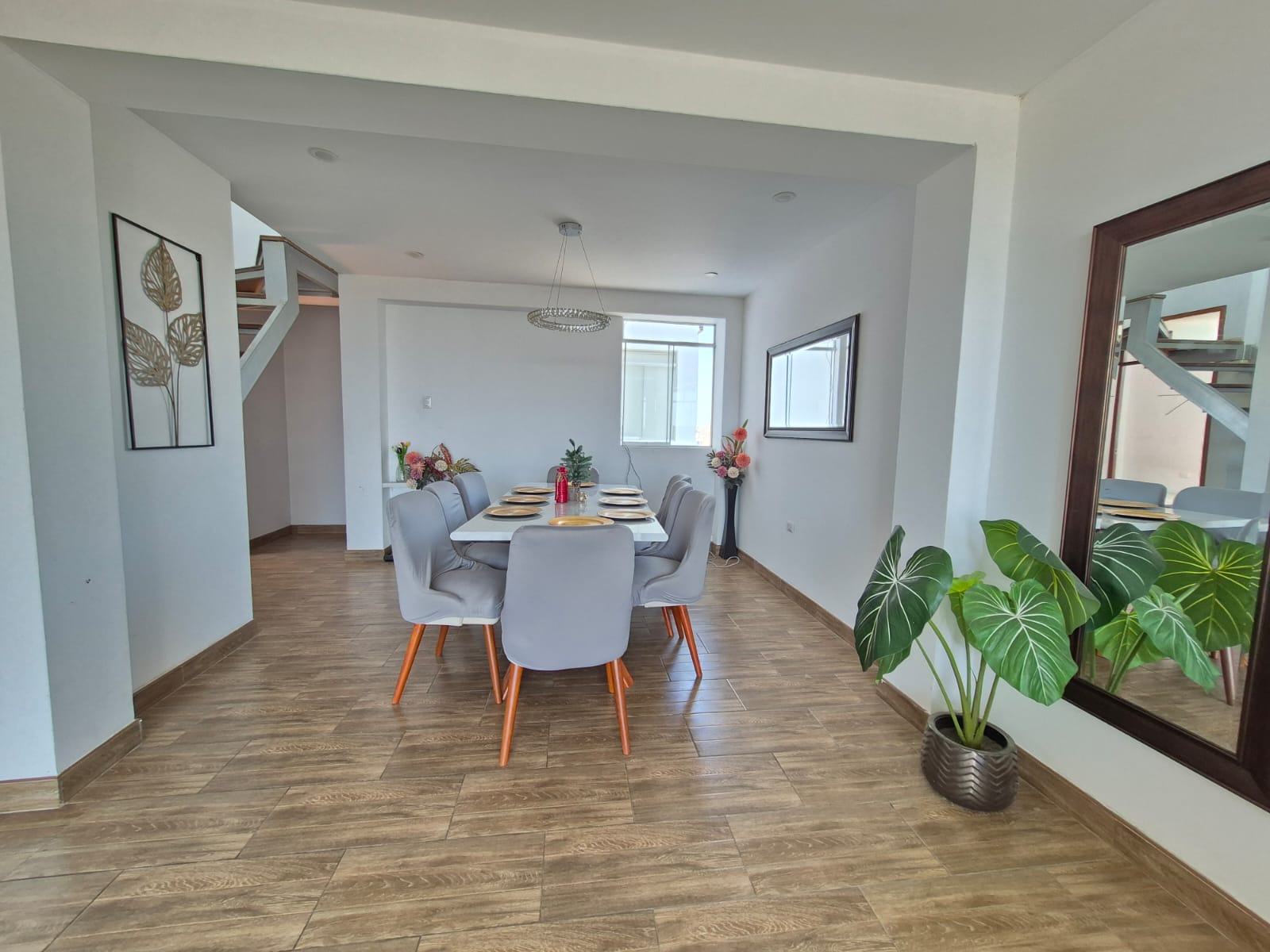 DUPLEX 5TO PISO URB LOS SAUCES - CHICLAYO - OCASION