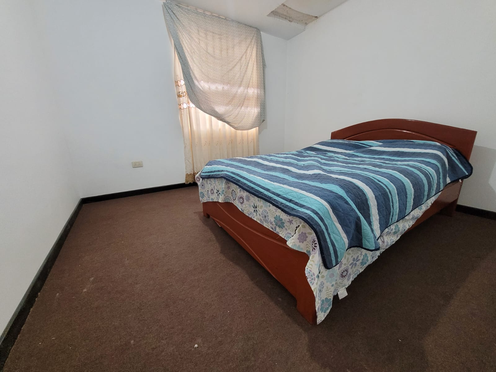 VISTA ALEGRE (GALILEA JLO) - CHICLAYO - CASA DE 1 PISO DE OCASION