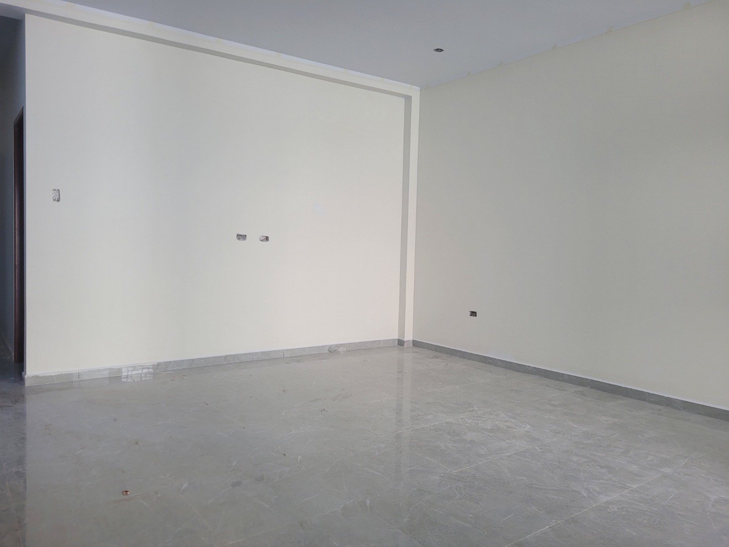 DPTO ESTRENO LOS SAUCES VI PRIMER PISO
