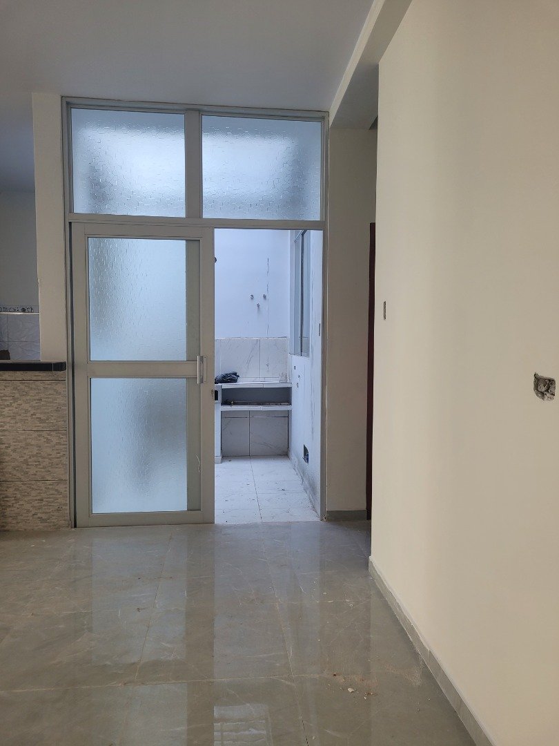 DPTO ESTRENO LOS SAUCES VI PRIMER PISO