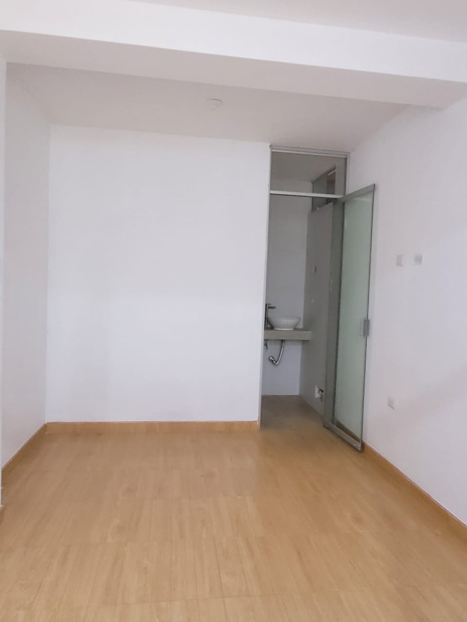 VENTA: DPTO PRIMER PISO - LOS SAUCES II